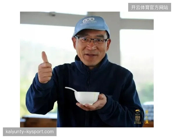 王曼昱坐镇下半区：从“小球王”到“球王”的转型之旅